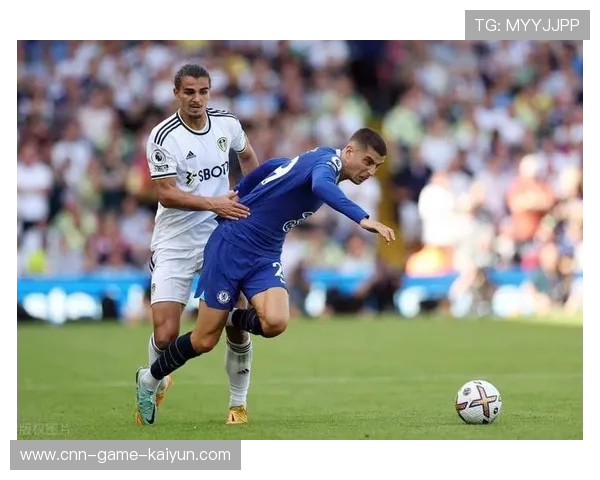 阿贾克斯后防在比赛中展现出坚韧精神